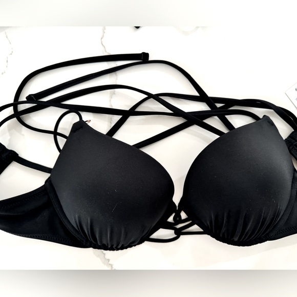 36B Shade & Shore Black Top Swimsuit bathing suit - Picture 2 of 6